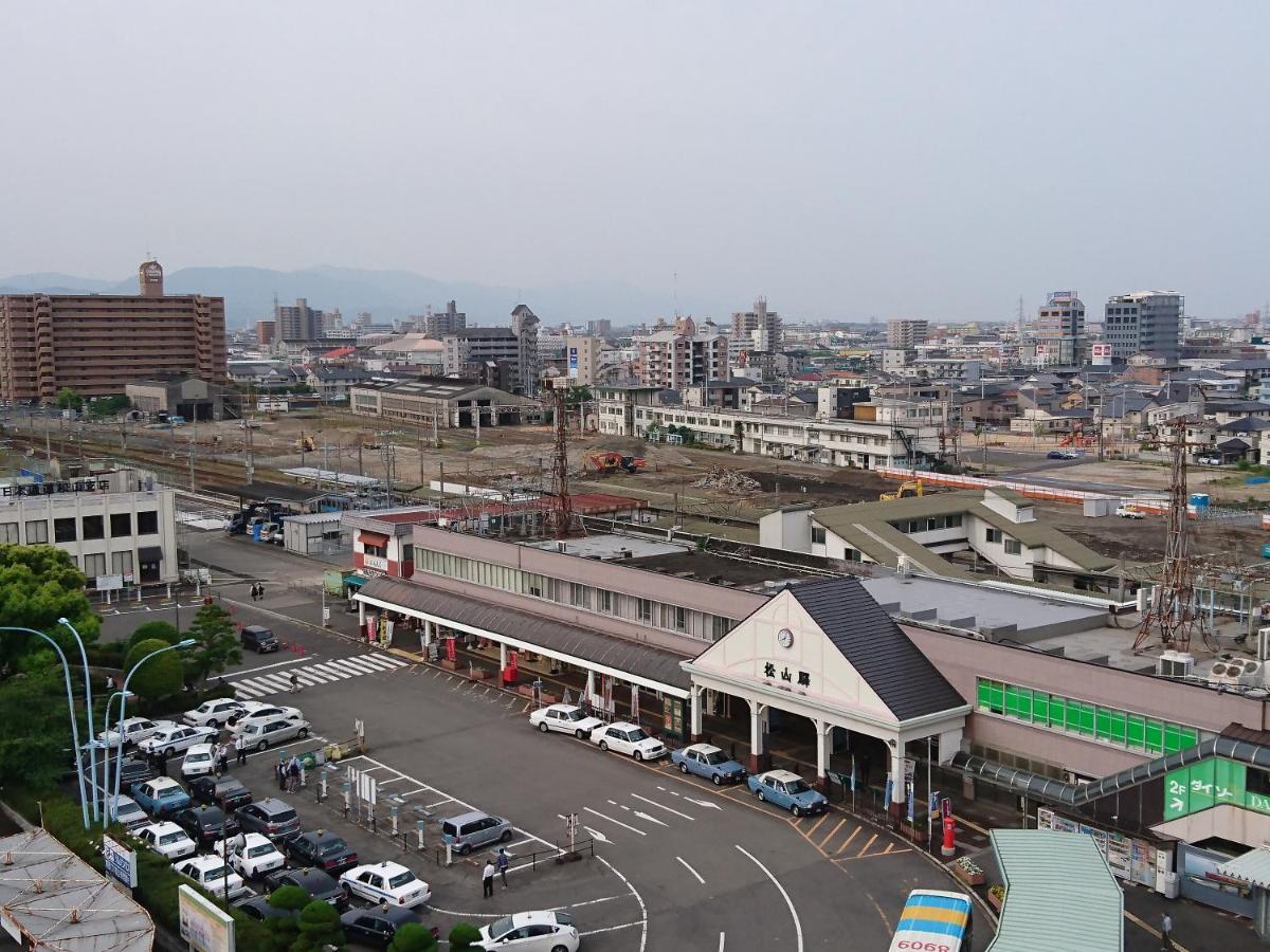 Terminal Hotel Matsuyama Мацуяма Экстерьер фото