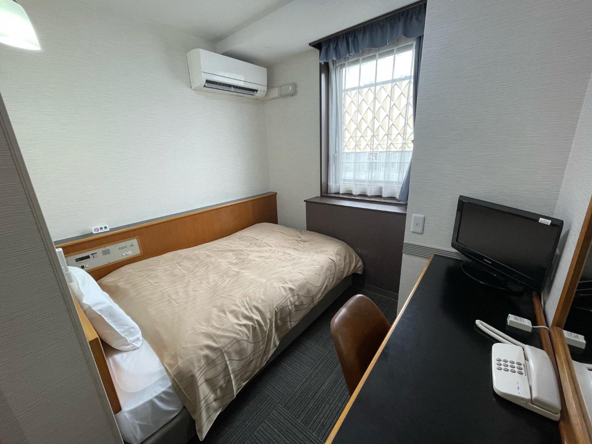 Terminal Hotel Matsuyama Мацуяма Экстерьер фото